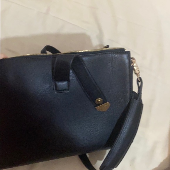 Purse - Picture 4 of 6